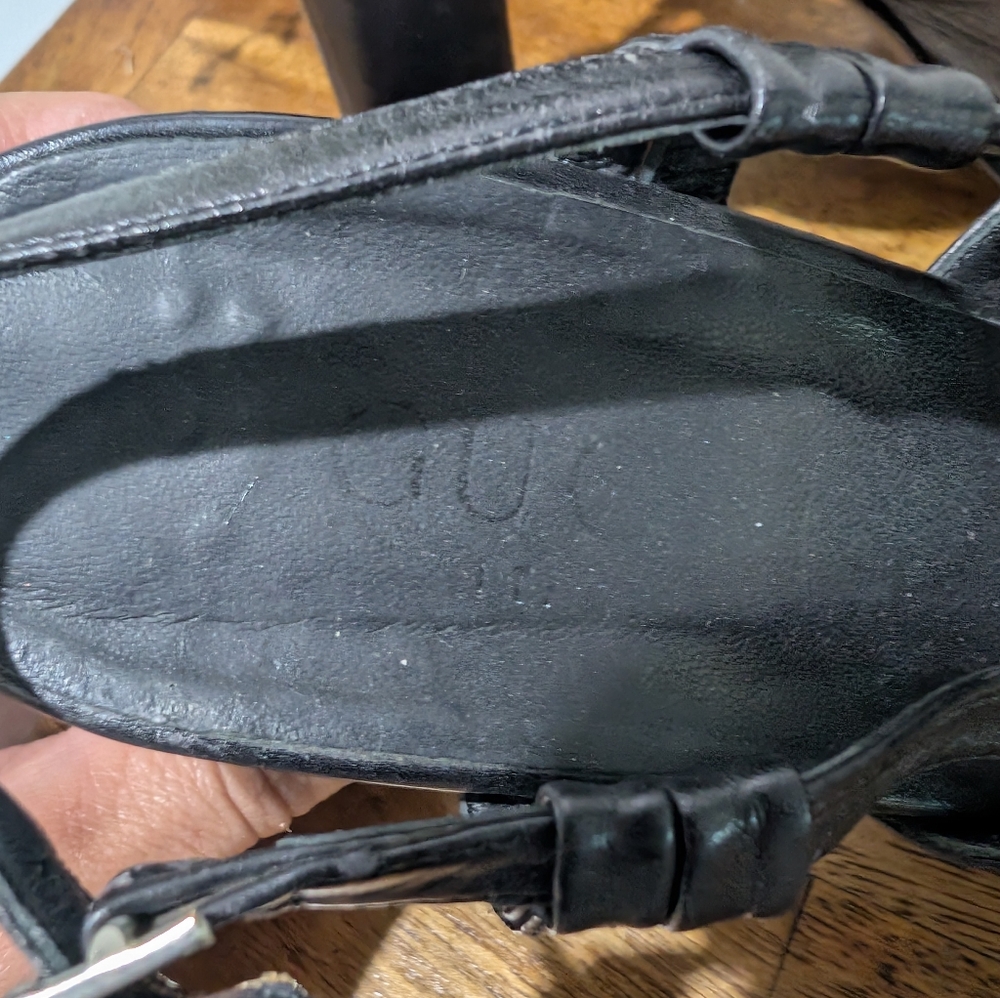 Authenticated Vintage Gucci Slingback Black Open Toe 4.5" Heels‎ Size 5.5 - Picture 6 of 9
